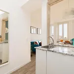 Designer Flats In Lapa By Lovelystay Lisboa