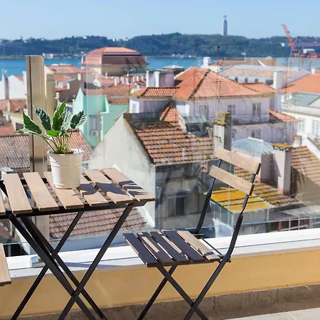 Designer Flats In Lapa By Lovelystay Лиссабон