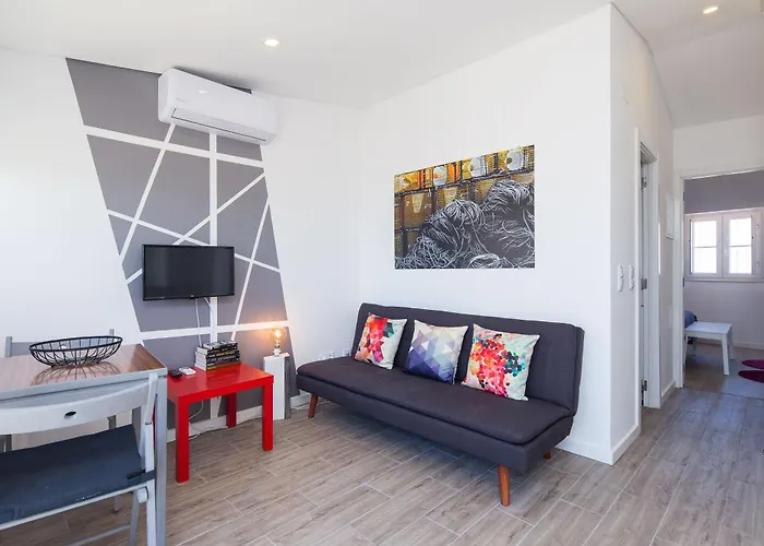Designer Flats In Lapa By Lovelystay דירה ליסבון