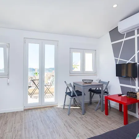 Designer Flats In Lapa By Lovelystay * Лиссабон