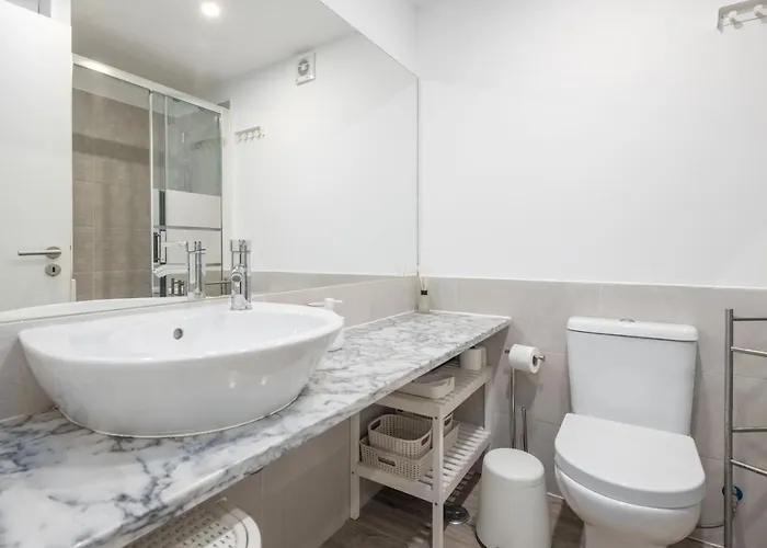 Designer Flats In Lapa By Lovelystay Apartment Lissabon